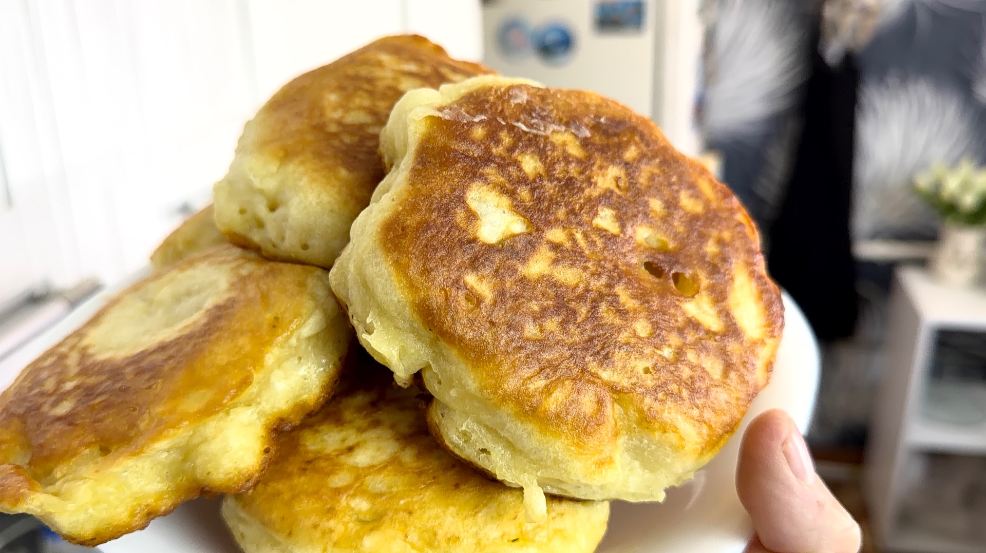 Самые пышные оладьи на кефире!