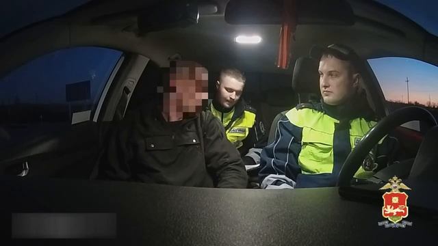 Выпил литр водки: в Ширинском районе пьяный водитель без прав получил 10 суток ареста