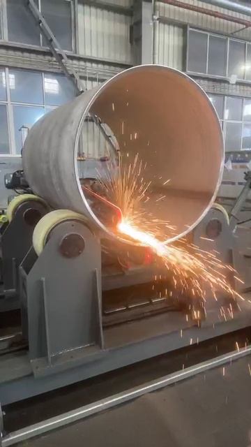 Станок для шлифования и полирования сварных швов внутри резервуаров, емкостей, труб