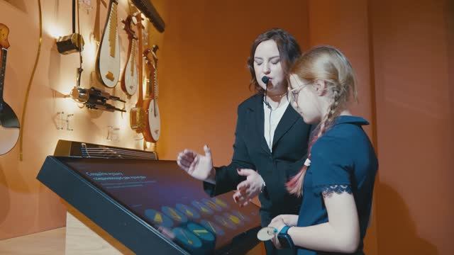 Дом российско-китайской дружбы в «Трибуна-Холл»