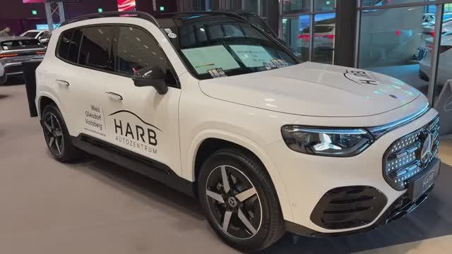 Mercedes-Benz GLB 250+ 2026 года