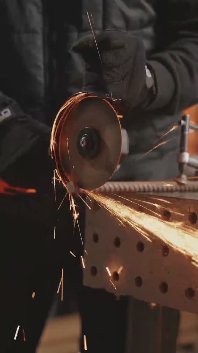 Аккумуляторная углошлифовальная машина Вихрь АУШМ-125/20Li-R