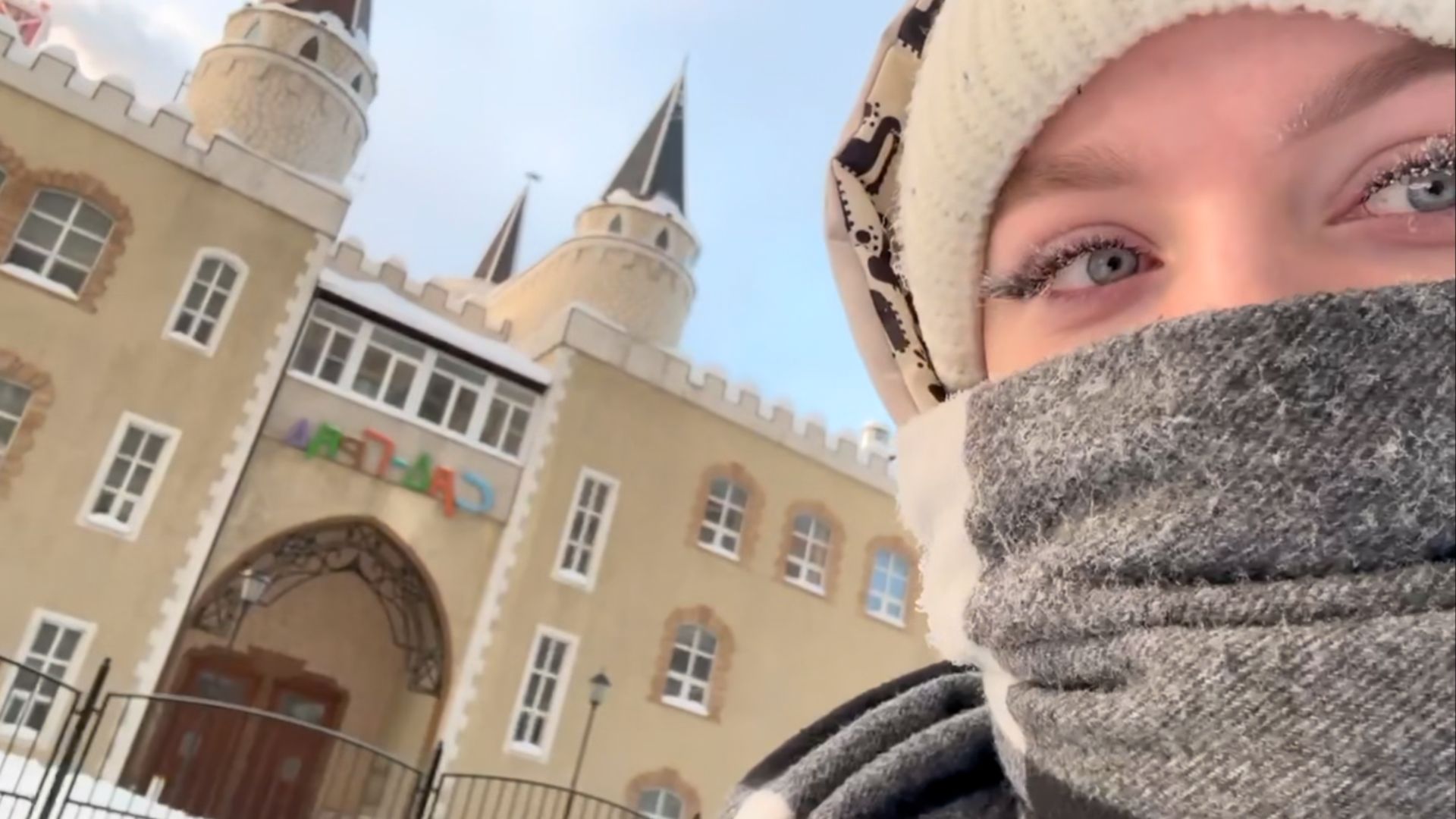 ОДИН ДЕНЬ из ЖИЗНИ 4 ДЕТЕЙ / Семья Перевязов / лепим КОРОЛЯ ДЕМОНОВ в САДИКЕ ❄️