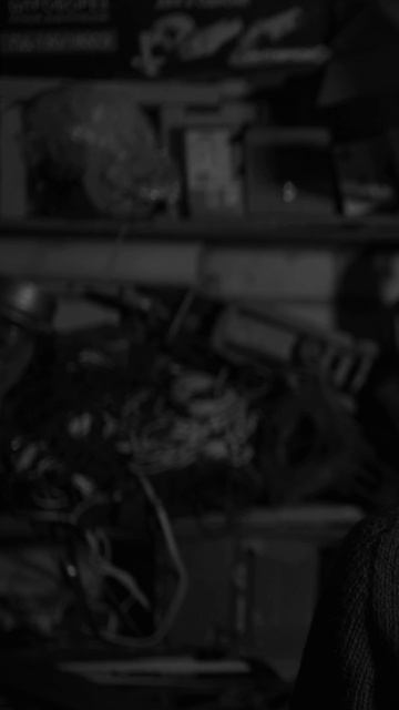 ASTON MARTIN - КЛУБ МЁРТВЫХ ВЛАДЕЛЬЦЕВ.