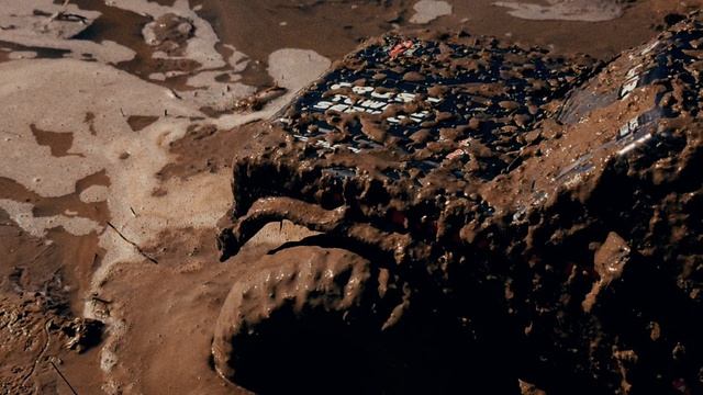 Водитель RC эвакуатора в экстремальной грязи Ford F-150 Crossrc EMO X5