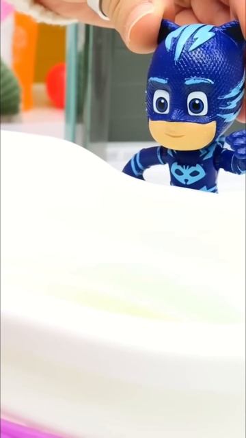 🌞 Игрушки проснулись! Пора умываться! #детскийканал #игрушки #машинки