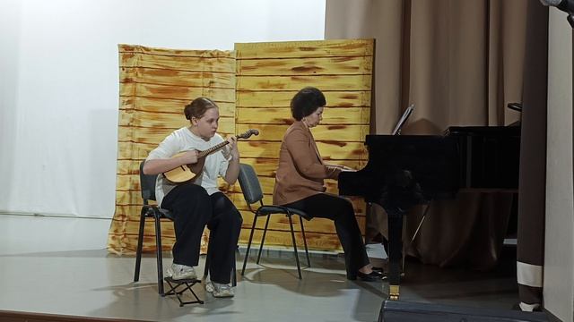 Захарова Ульяна. Пивоваровская ДШИ.  1. Ф.Верачини Лярго, 2. Ю.Давидович Обр. двух русских песен