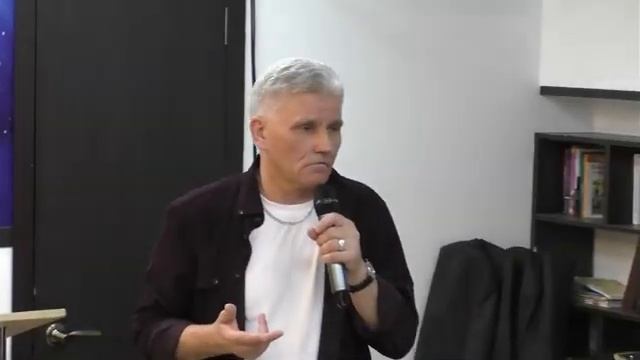 Жизнь без уничижения. Ю.Дегтярь. 5.04.26.