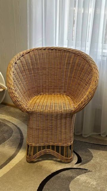 Новое кресло из бумажной лозы Оцените от 1 до 10.