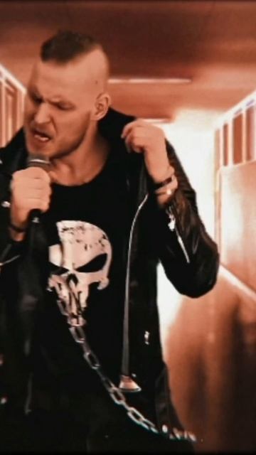 #bts #boyinluv #btscover #btsarmy #rock #cover #englishcover #rockcover #rockmusic #raprock #FRENG