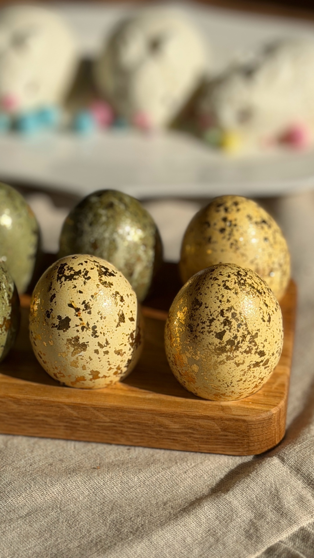 Пасхальные яйца с поталью