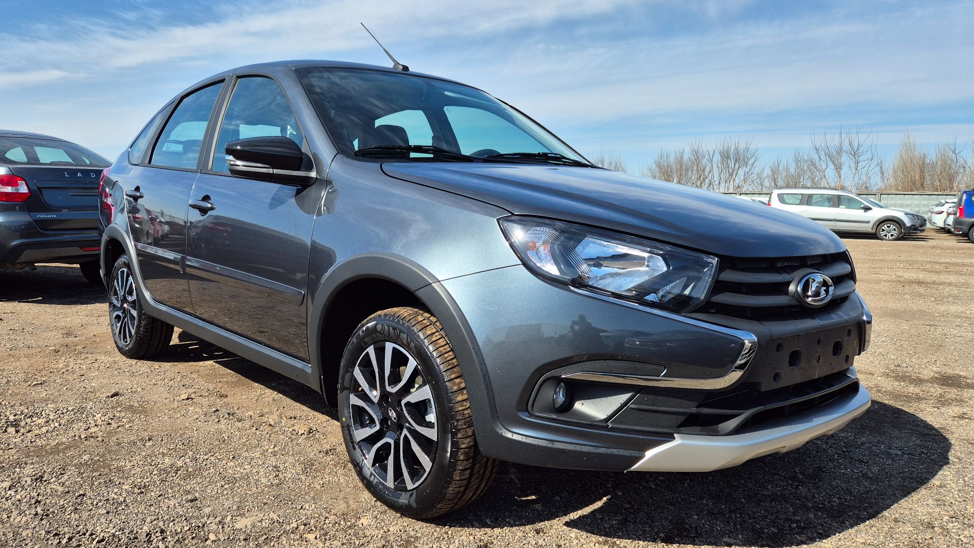 Granta Active Cross ПРОРЫВ АВТОВАЗА, КОГДА УСЛЫШАЛИ ПОТРЕБИТЕЛЯ, ПОКАЖЕМ МАКСИМАЛЬНУЮ КОМПЛЕКТАЦИЮ