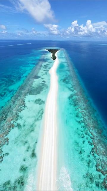 Красивая тропическая лагуна: рай на Земле! #морскойпейзаж #отдых #приключения