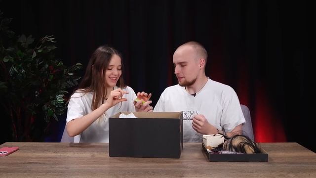 КВИНКА и БАДАБУМЧИК Vs ПОСЫЛКИ от ХЕЙТЕРОВ* Меня подставили!