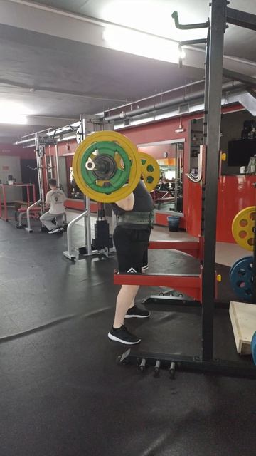 Вес на штанге 72.5