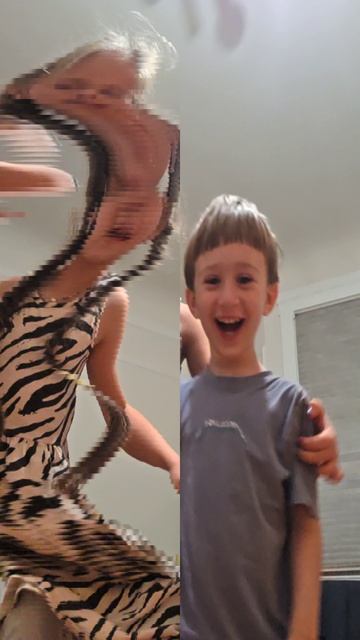 вау ты такая странная