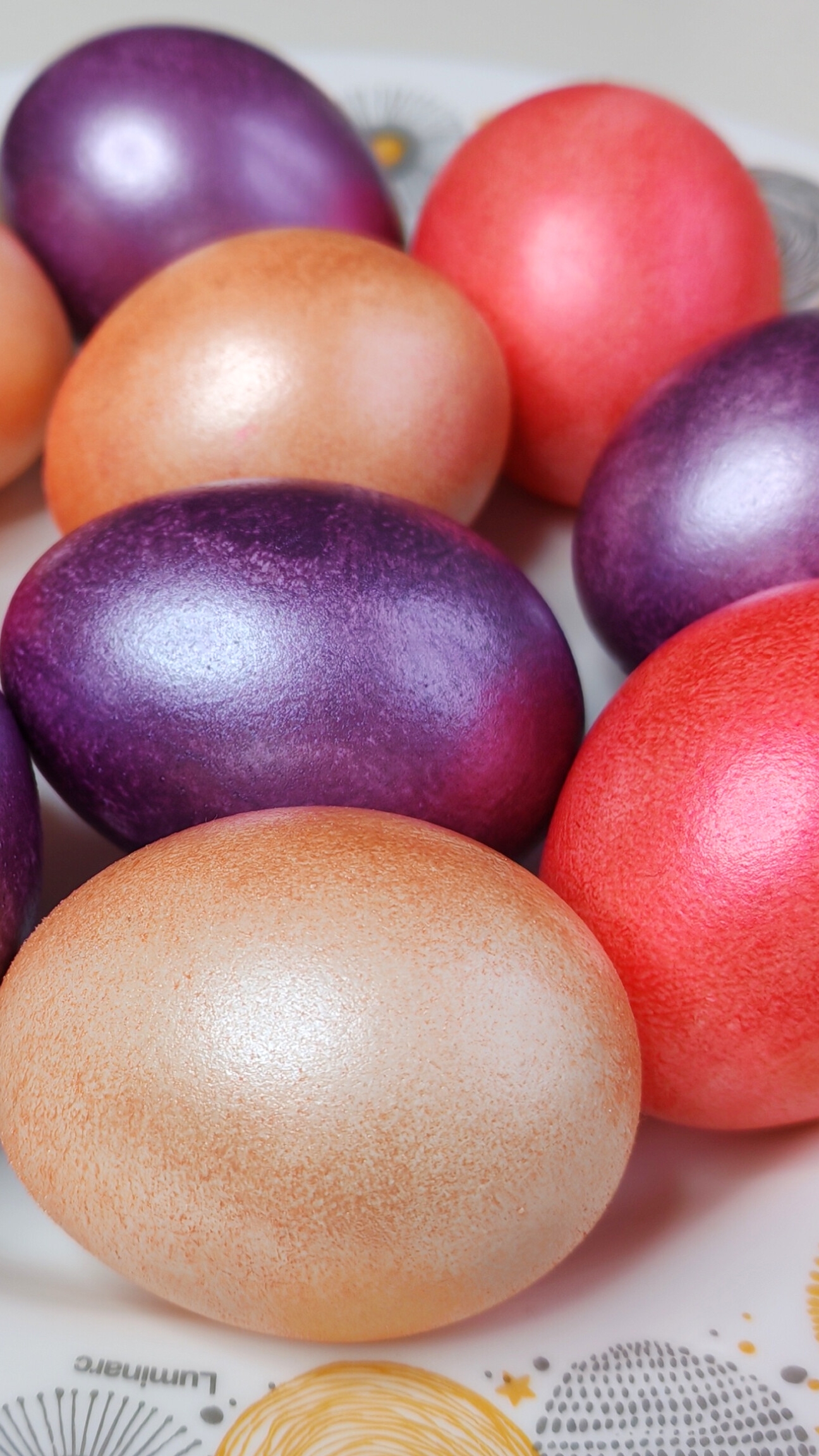 Яйца на Пасху в пищевых красителях - перламутровые жемчужины🐣