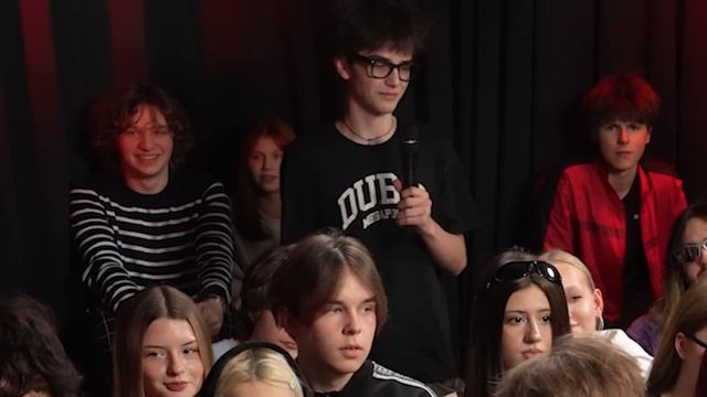 ОЛЕГ БУКИН Vs ХЕЙТЕРЫ! ХАЙП на МИЛЕНЕ КОРОЛЕВКЕ* ОЛЕГ ПОДРАЛСЯ с ХЕЙТЕРОМ!