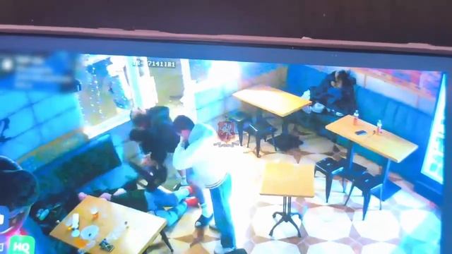 Севастопольские полицейские задержали трех злоумышленников, избивших супружескую пару