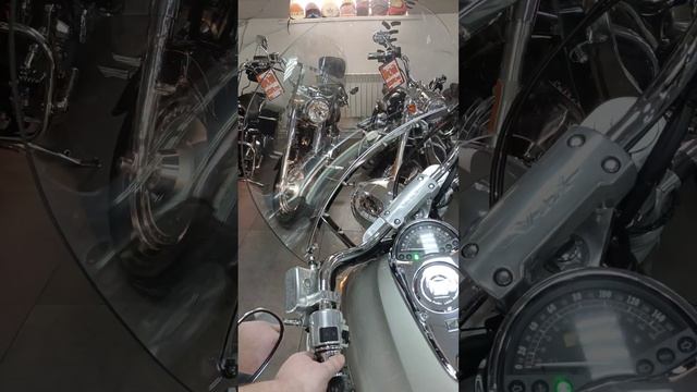 Honda Vtx1800 серебристый , 2003 год