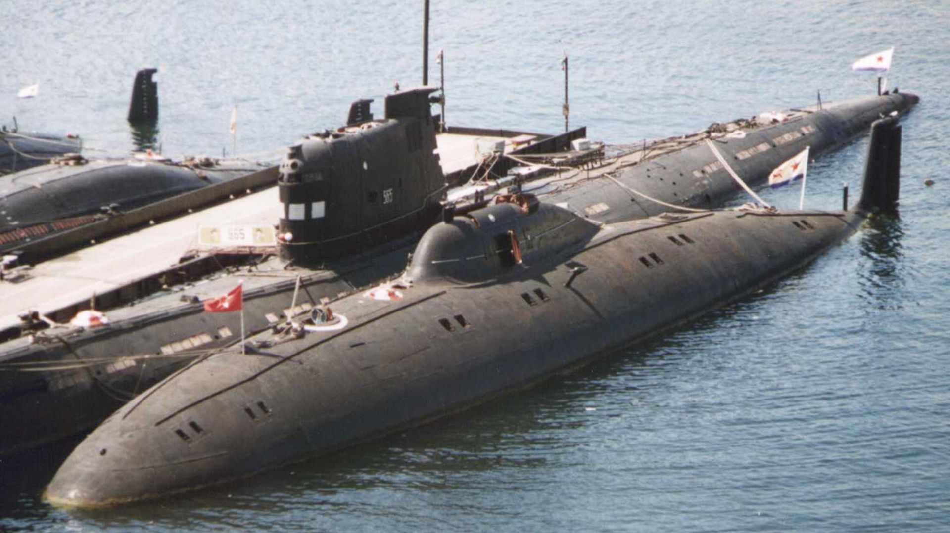 Опытная средняя подводная лодка проекта 1710