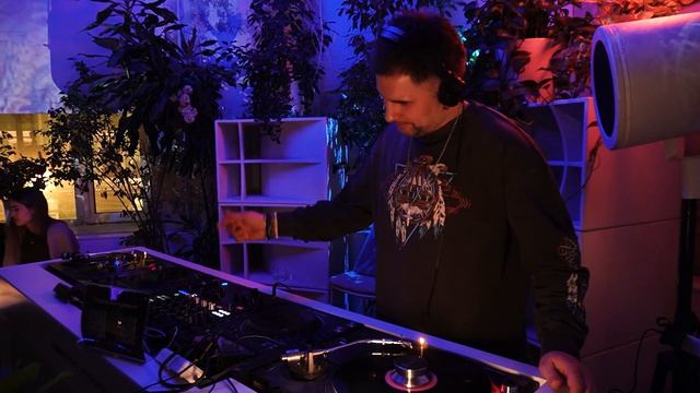 SESSION 001: Boevik (Vinyl Only) — House / Tech / Progressive