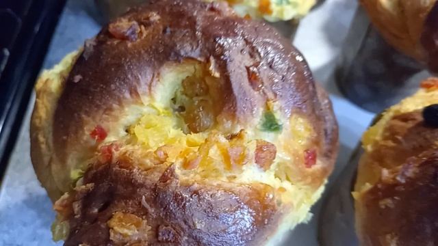 пеку куличи