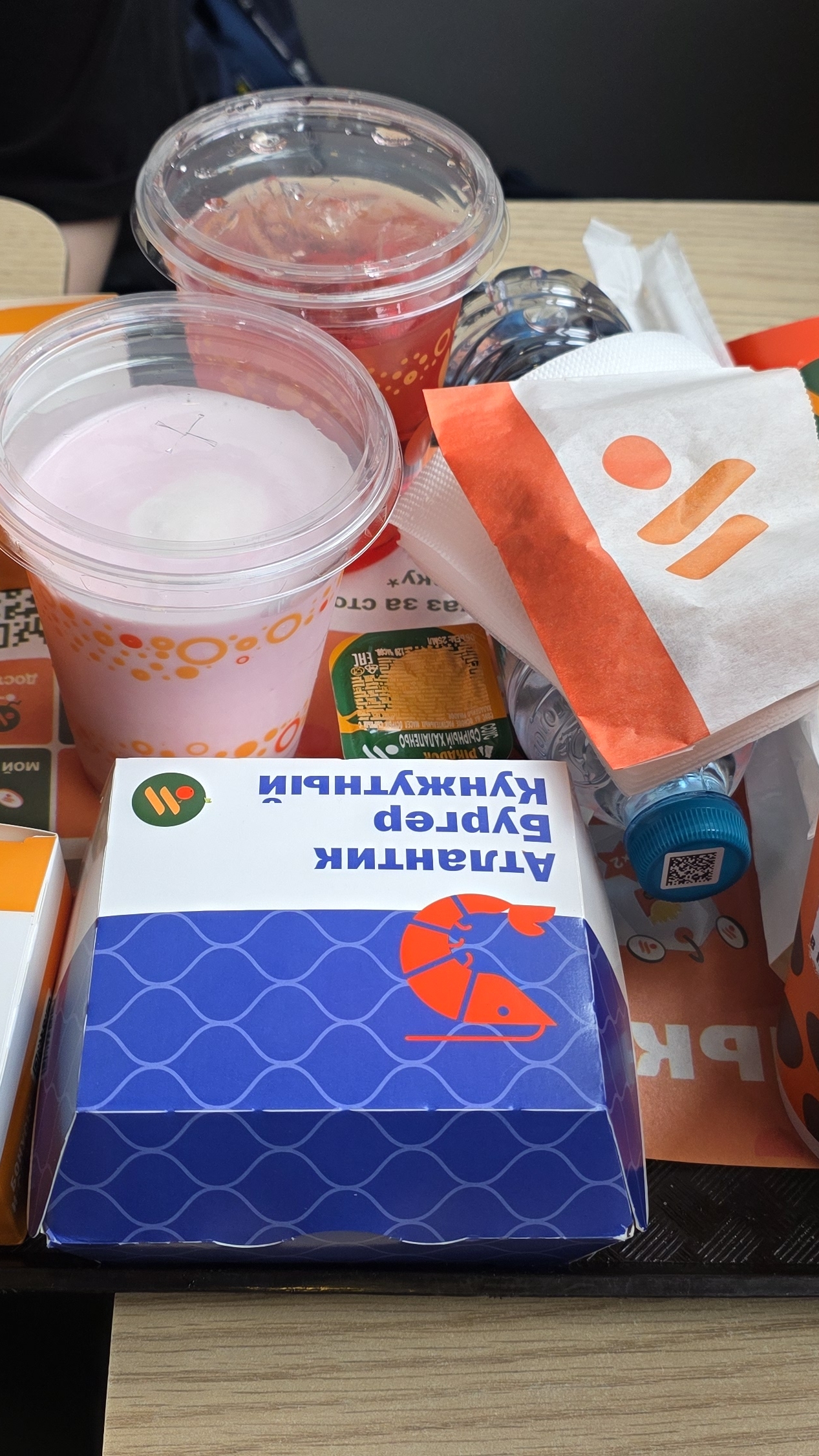 Попробовал все новинки во Вкусно и Точка