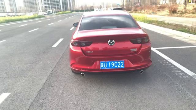 Mazda3 Axela 2022 2.0L Automatic Premium Edition