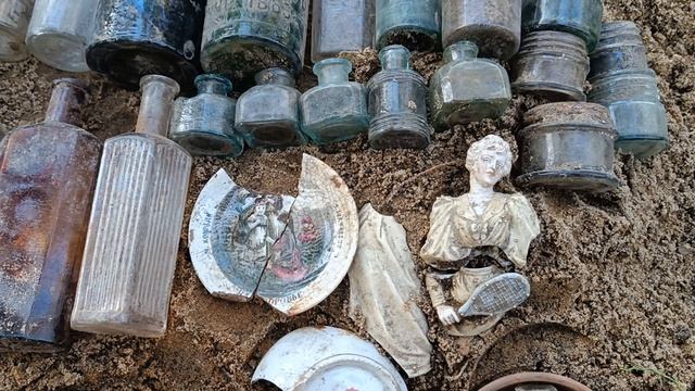 Удачный день, четыре пивные бутылки за раз.