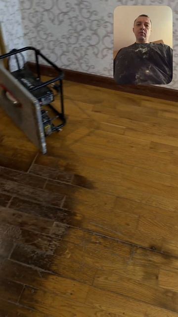 Заменили испорченные собакой доски #паркет