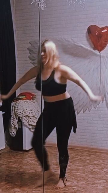 Пластика-это не врожденный дар. Ее находят в танцевальном зале. Курс по пластике ВК