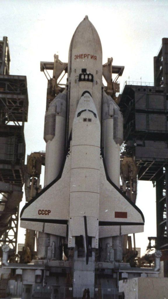 Строительство управляемого межпланетного средства Буран-2, в деревенских условиях!