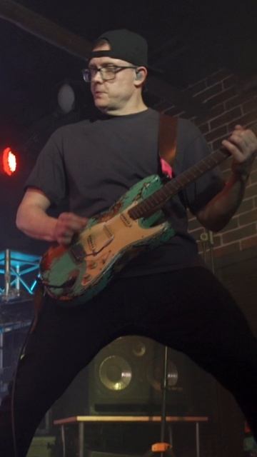 Время бежать на концерт Три Вторых