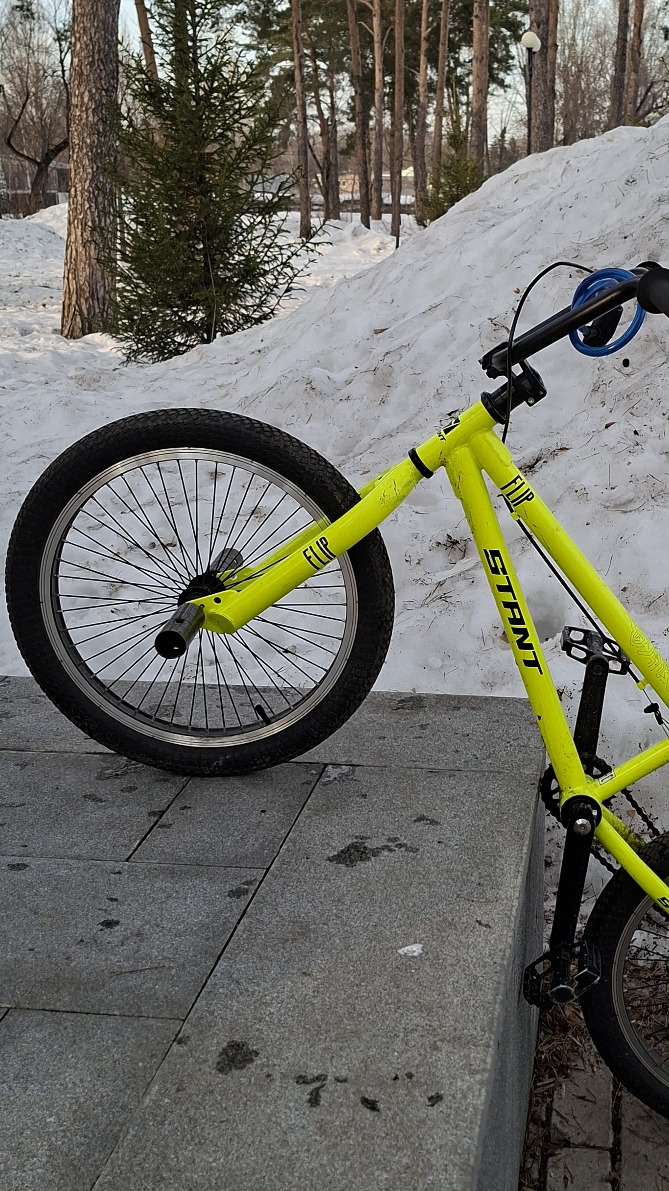 Хороним булата. ВСЕ ПОШЛО НЕ ПО ПЛАНУ! Часть 1,  территория съемки- наш класс. залетит-будет продол.