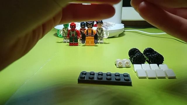 Сборка спортивной машины из лего