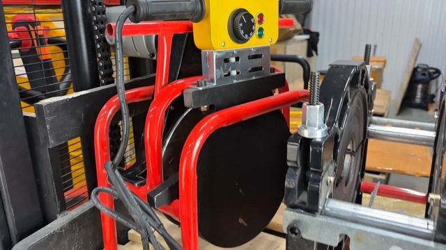 Редукторный станок для сварки пнд труб 90-250 мм 4-х зажимной