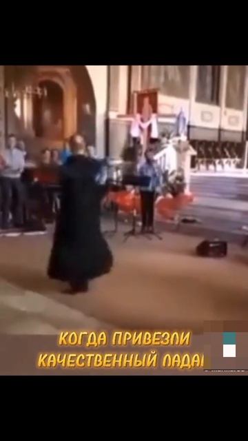 Есть три проявления Бога на земле: природа, любовь и чувство юмора