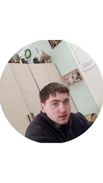 УЧИТ КУЛЬТУРЕ...