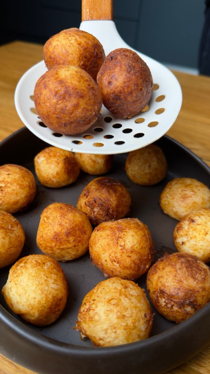 Хрустящие картофельные шарики с сыром