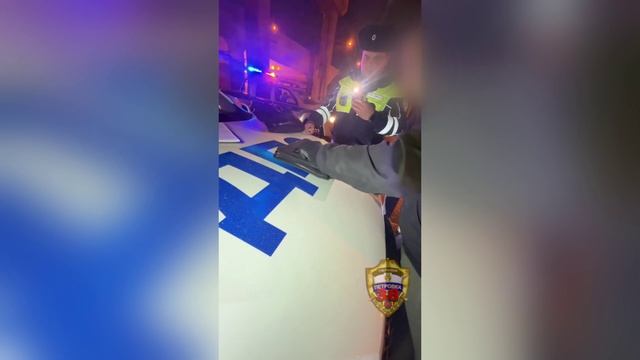 На востоке столицы сотрудники Госавтоинспекции изъяли у пассажиров такси более 130 граммов героина