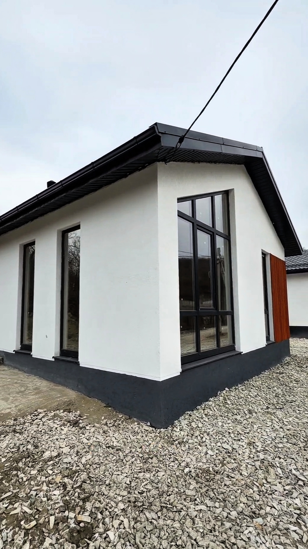 Дом с ремонтом в ближайшем пригороде Новороссийска по цене студии в Новороссийске или в Анапе.