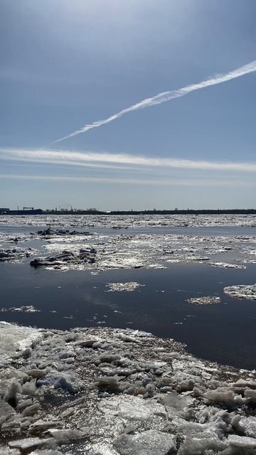 Ледоход 2026 в Архангельске