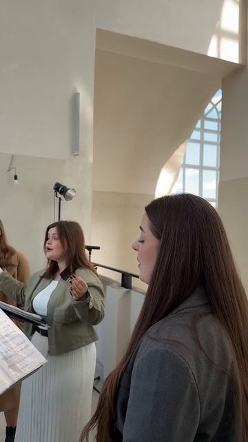 «Пливе народ»🌿