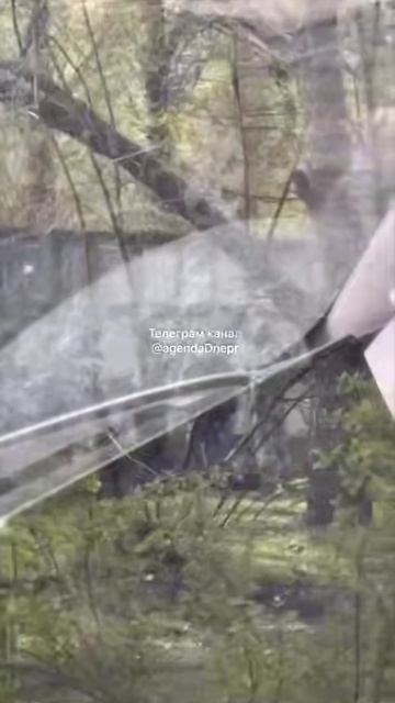 Днепропетровск. Людолов избивает и прыгает на жертве.