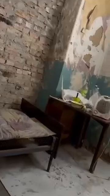 Вот очередная клетка для крепостных, теперь в Прилуках Черниговская область.