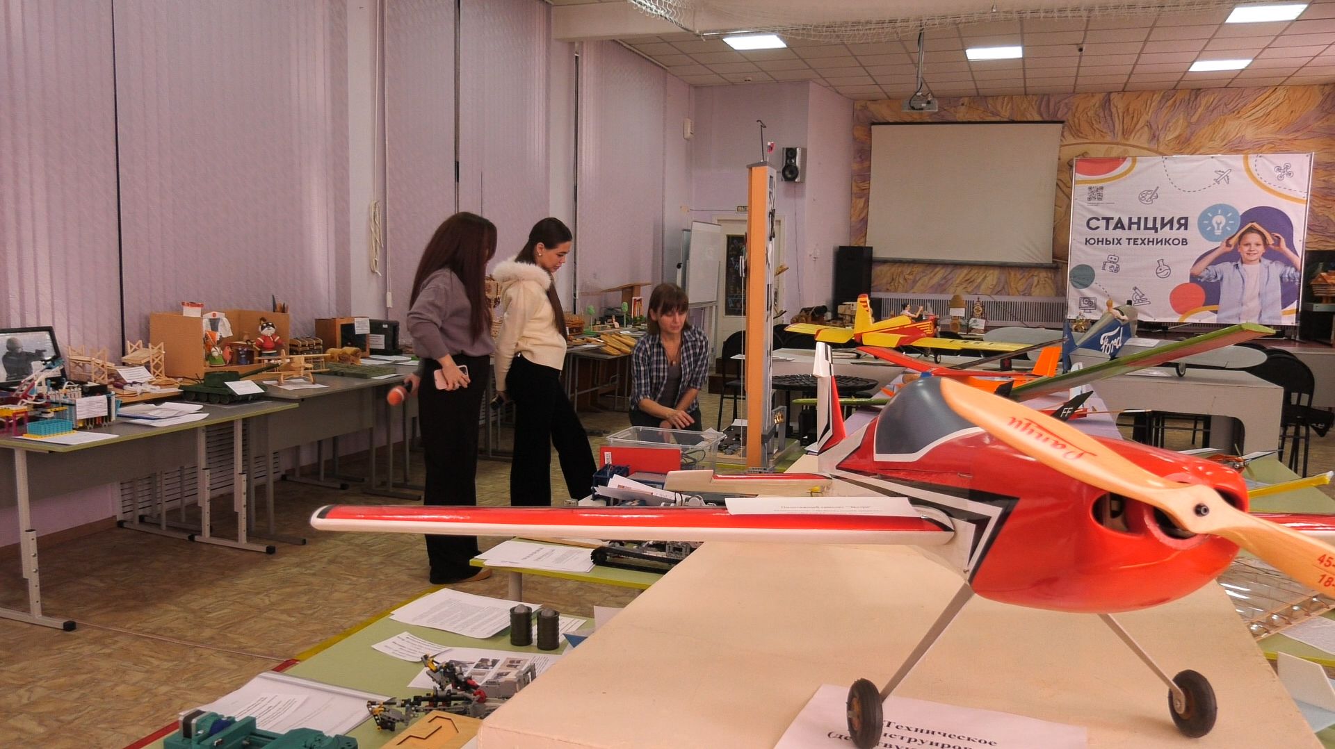 Открылась выставка технического творчества