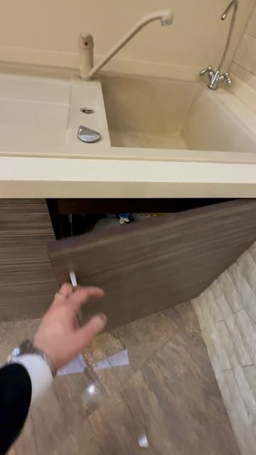 Академическая 23а