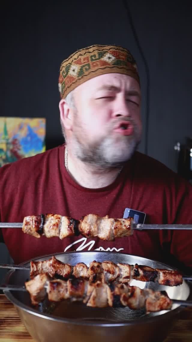 Сочный шашлык из свиной лопатки  Фаворит шашлычного сезона 2026