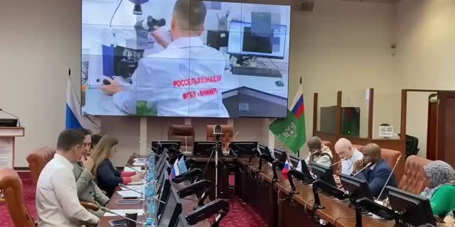 Делегация Джибути в рамках визита в Россию посетила подведомственный Россельхознадзору ФГБУ «ВНИИКР»